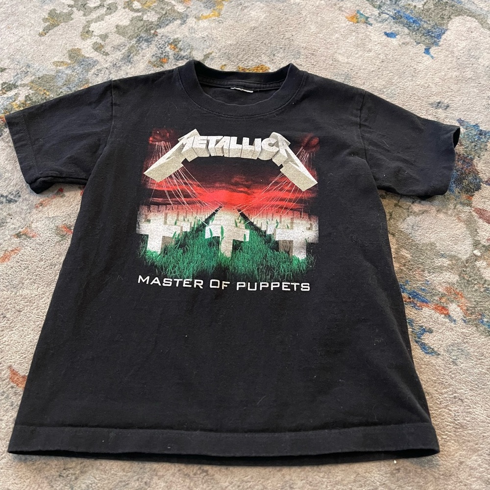 Boys Metallica Master of Puppets t-shirt size 5/6T